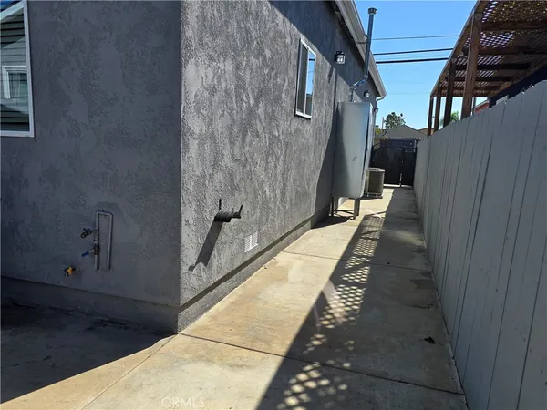 a view of outdoor space yard and porch
