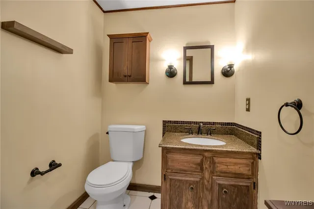 $419,900 | 6689 Jewett Holmwood Road, Orchard Park, NY 14127