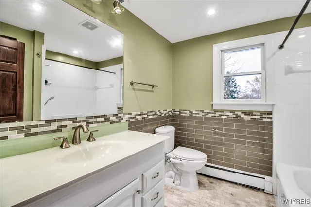 $419,900 | 6689 Jewett Holmwood Road, Orchard Park, NY 14127