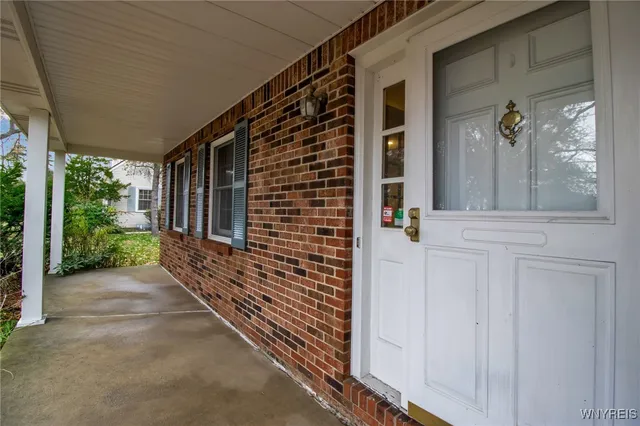 $419,900 | 6689 Jewett Holmwood Road, Orchard Park, NY 14127