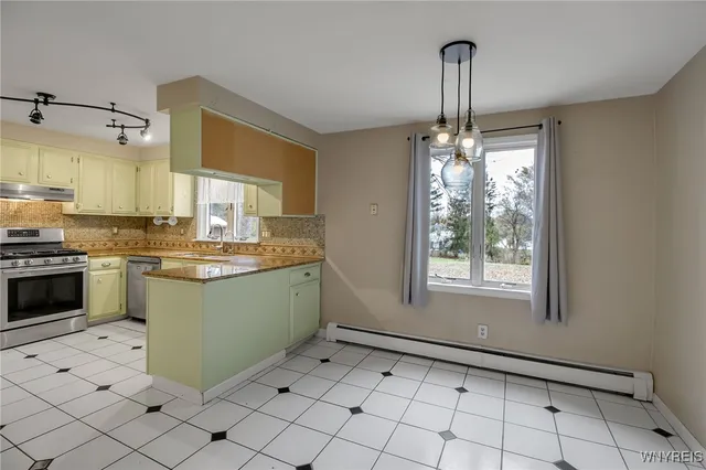 $419,900 | 6689 Jewett Holmwood Road, Orchard Park, NY 14127