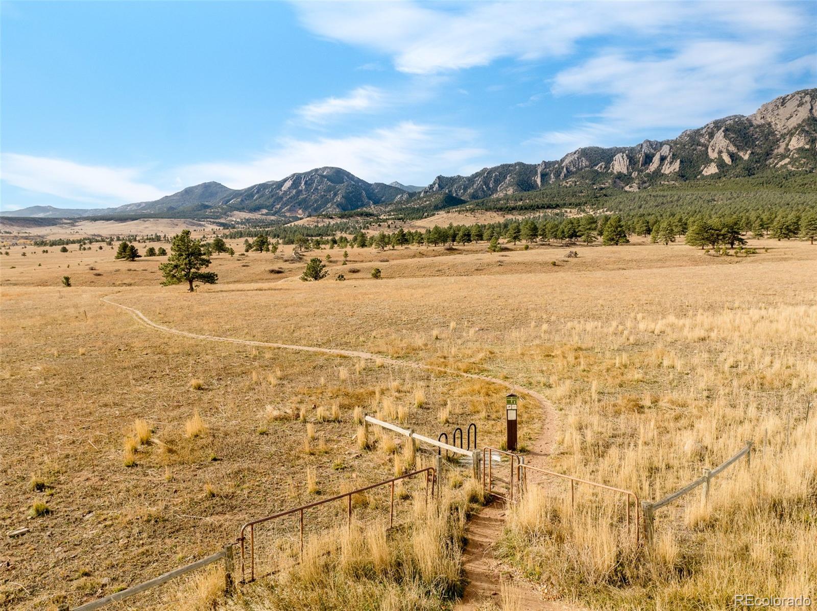 3760 Smuggler Place Boulder, CO 80305 - Photo 33 of 40 a view of an ocean