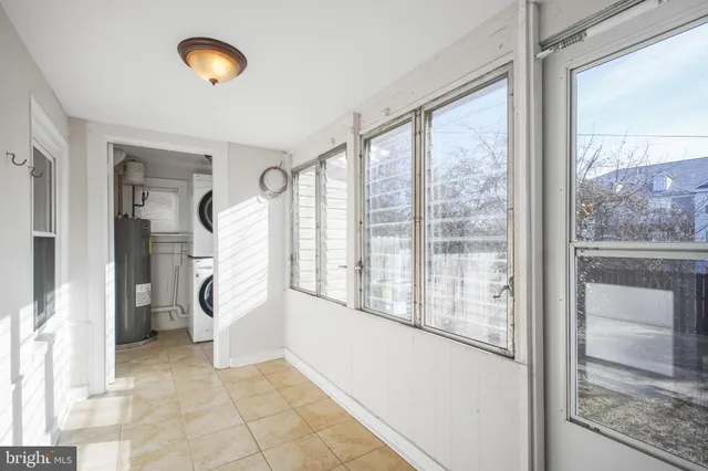 $1,795 | 662 Lafayette Boulevard, Fredericksburg, VA 22401