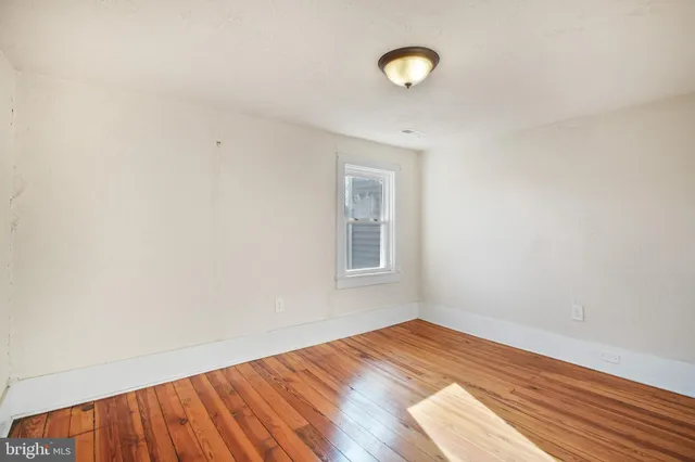 $1,795 | 662 Lafayette Boulevard, Fredericksburg, VA 22401