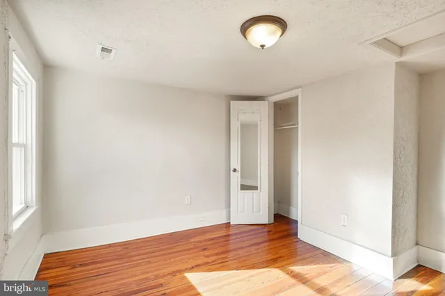 $1,795 | 662 Lafayette Boulevard, Fredericksburg, VA 22401