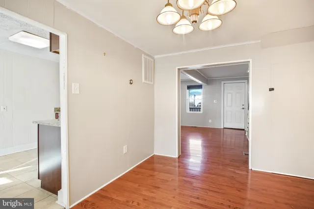 $1,795 | 662 Lafayette Boulevard, Fredericksburg, VA 22401