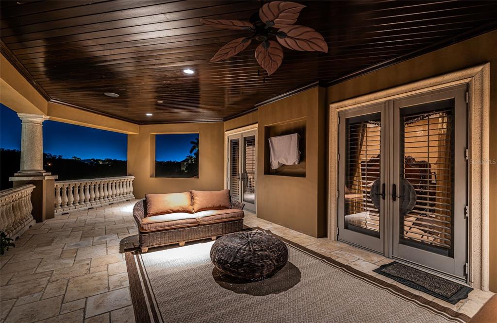 9209 Silverthorn Road Largo, FL 33777 - Photo 47 of 90