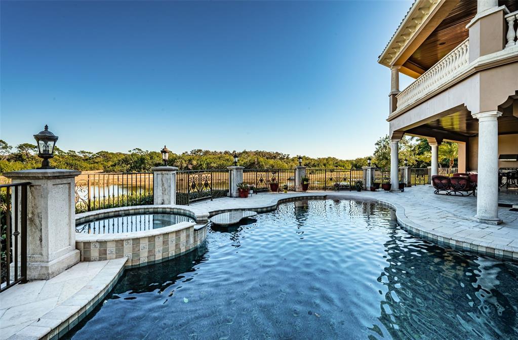 9209 Silverthorn Road Largo, FL 33777 - Photo 73 of 90