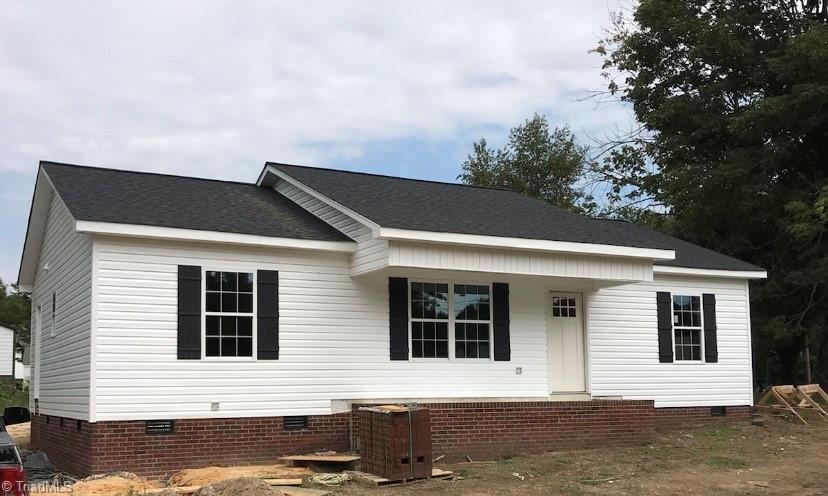 168 Old Camp Road Denton, NC 27239 - Photo 1 of 16 Front of home