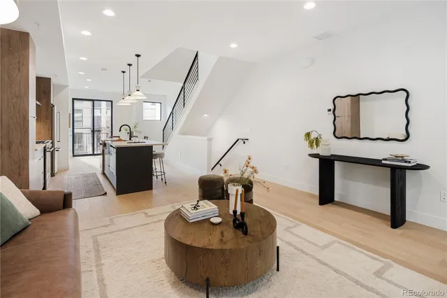 $889,000 | 4425 West 45th Avenue, Denver, CO 80212