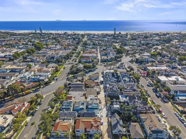$2,275,000 | 816 F, Coronado, CA 92118