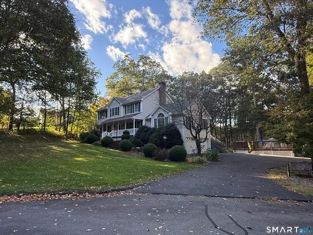 $765,000 | 14 Sterling Ridge, Shelton, CT 06484