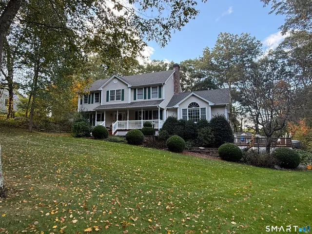 $765,000 | 14 Sterling Ridge, Shelton, CT 06484