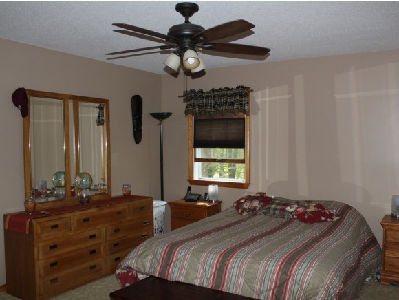 1475 Hidden Valley Road Shaftsbury, VT 05262 - Photo 8 of 13 Gallery Image 8