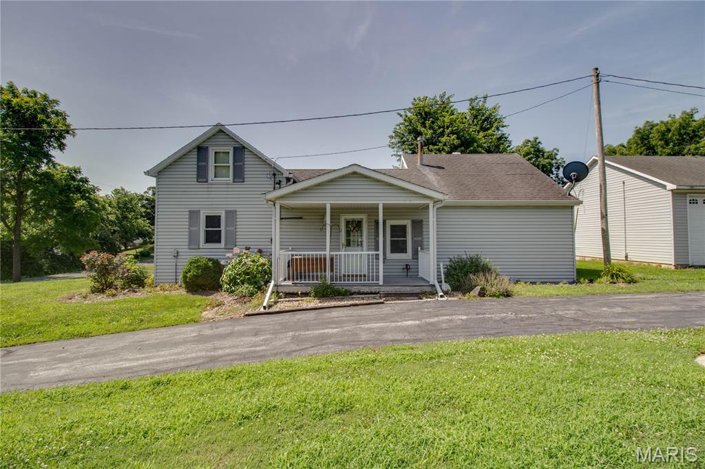 18907 Grange Hall Road Brighton, IL 62012 - Photo 13 of 47