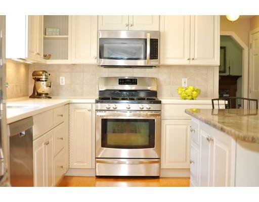 116 Davis Road Bedford, MA 01730 - Photo 10 of 30 Gallery Image 10