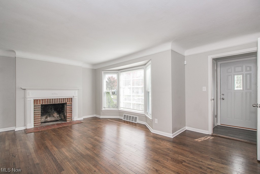 4181 Wilmington Road Cleveland, OH 44121 - Photo 5 of 15