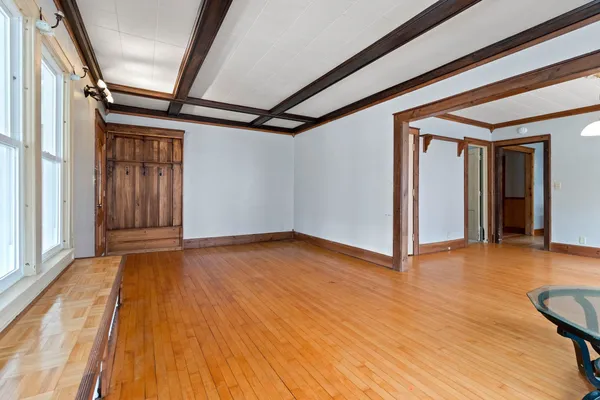 $205,000 | 516 New York Avenue, Manitowoc, WI 54220