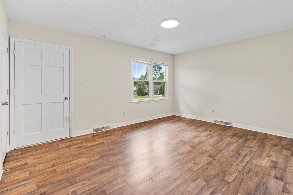 208 Sylvan Road Greenwood, SC 29649 - Photo 14 of 17 Gallery Image 14