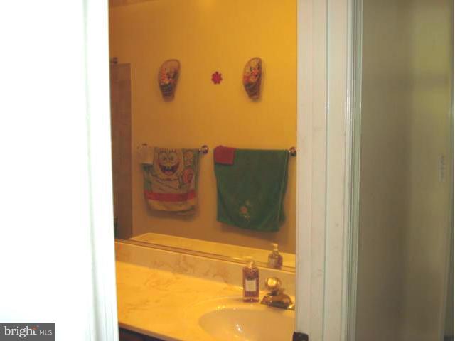 1306 Westburn Road Catonsville, MD 21228 - Photo 11 of 27 Bath
