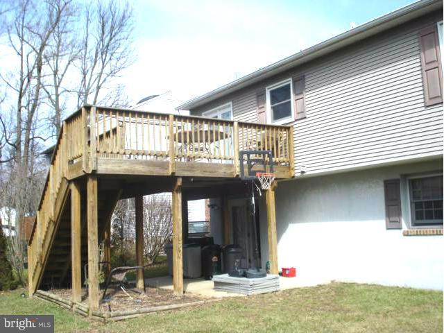 1306 Westburn Road Catonsville, MD 21228 - Photo 19 of 27 Exterior (Rear)