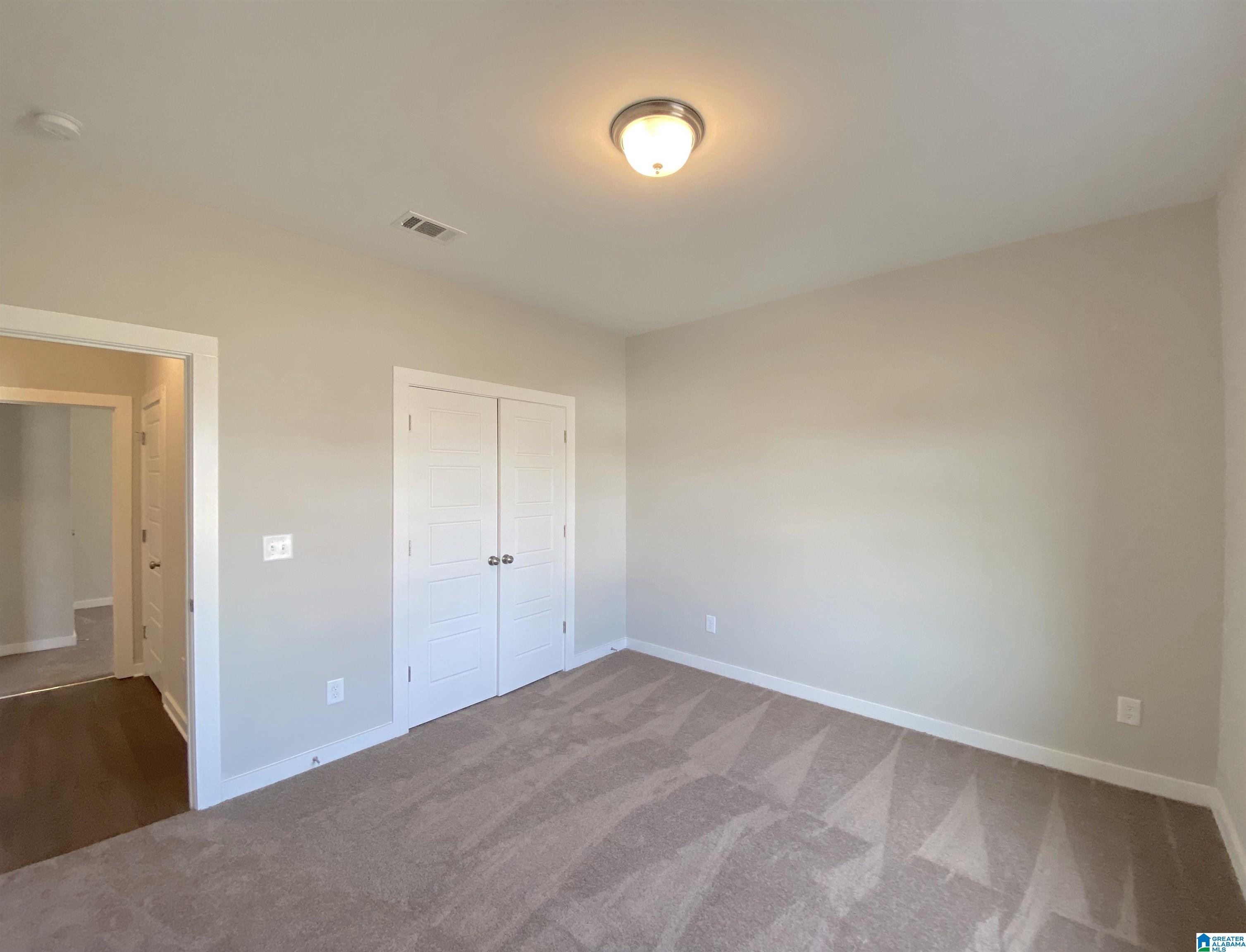 85 Avalon Way Clanton, AL 35045 - Photo 2 of 31