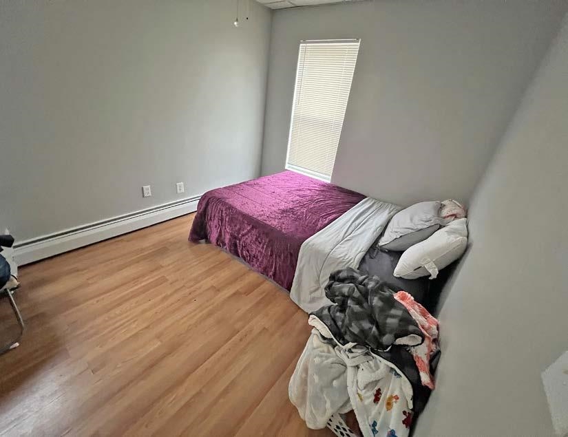 393 Dubuque Street Manchester, NH 03102 - Photo 13 of 14 Gallery Image 13