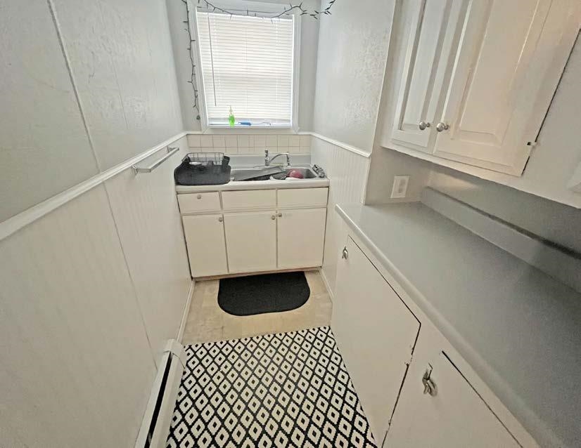 393 Dubuque Street Manchester, NH 03102 - Photo 10 of 14 Gallery Image 10