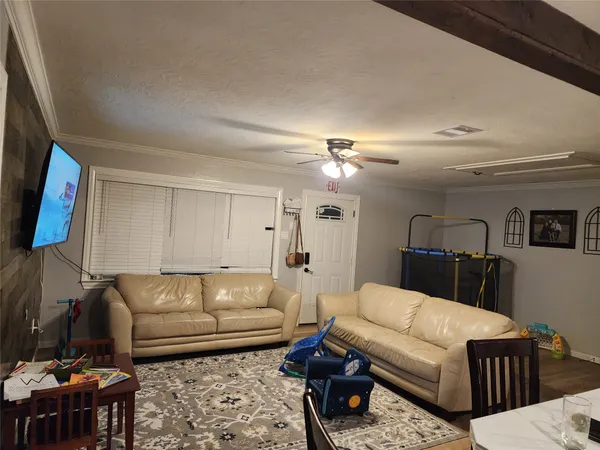 $160,000 | 1246 County Road 332, Cleveland, TX 77327