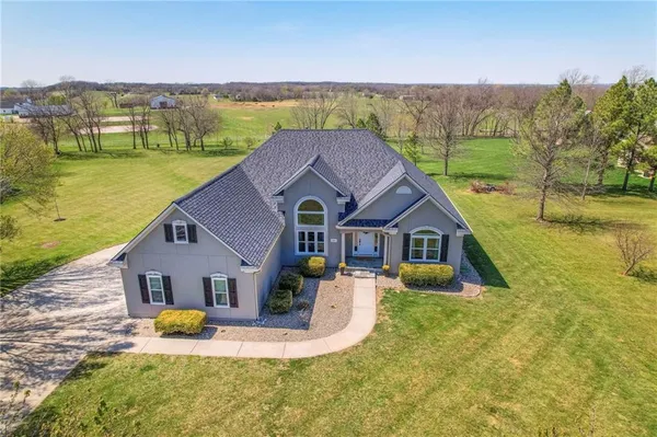 $589,000 | 1602 Southwest Timberline Road, Oak Grove, MO 64075