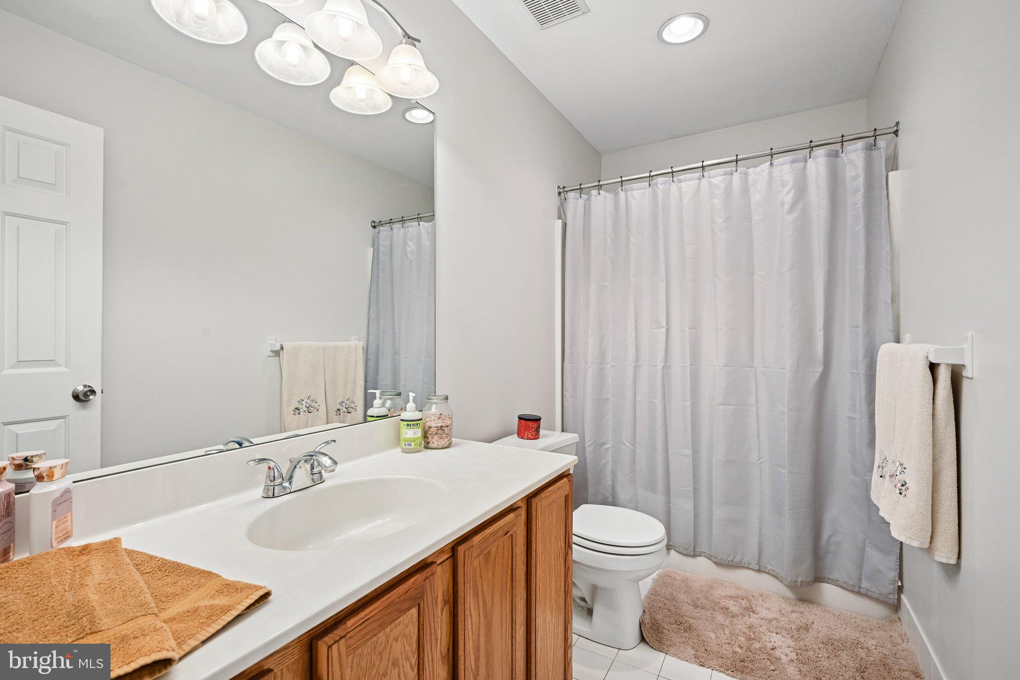 54 North Hawthorne Road Coatesville, PA 19320 - Photo 25 of 43 Bright and inviting bathroom oasis.