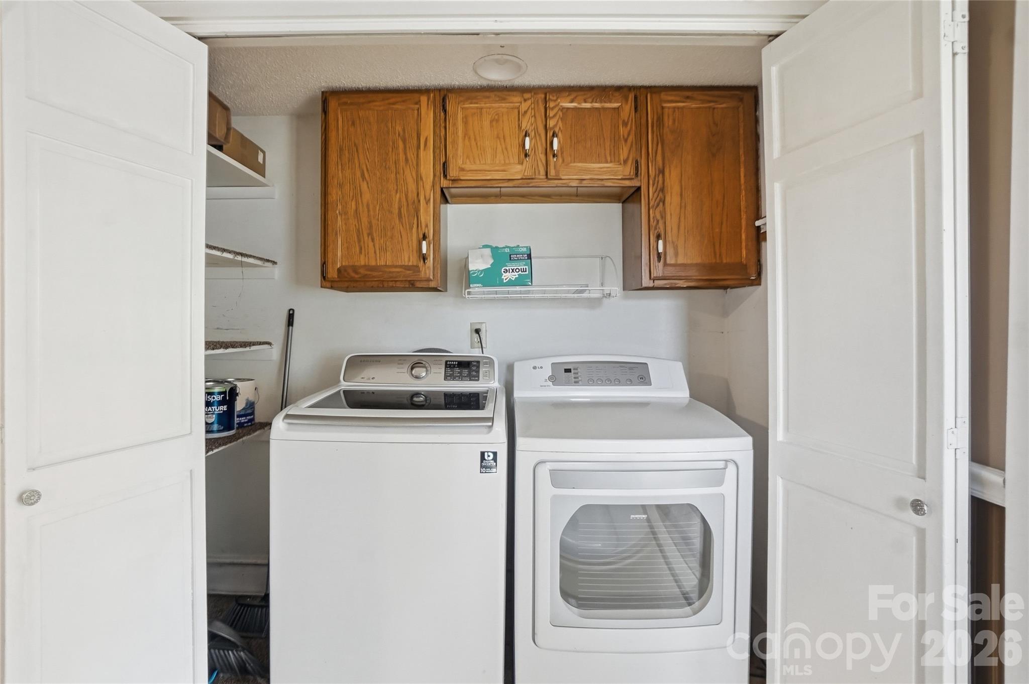 208 Jackson Terrace Clover, SC 29710 - Photo 26 of 30 a utility room with sink dryer and washer