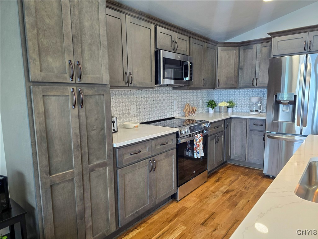 6060 Muskrat Bay Road Brewerton, NY 13029 - Photo 11 of 38