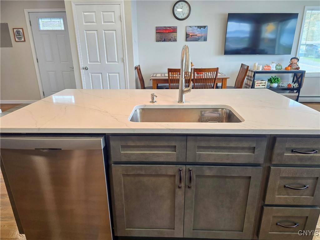 6060 Muskrat Bay Road Brewerton, NY 13029 - Photo 15 of 38