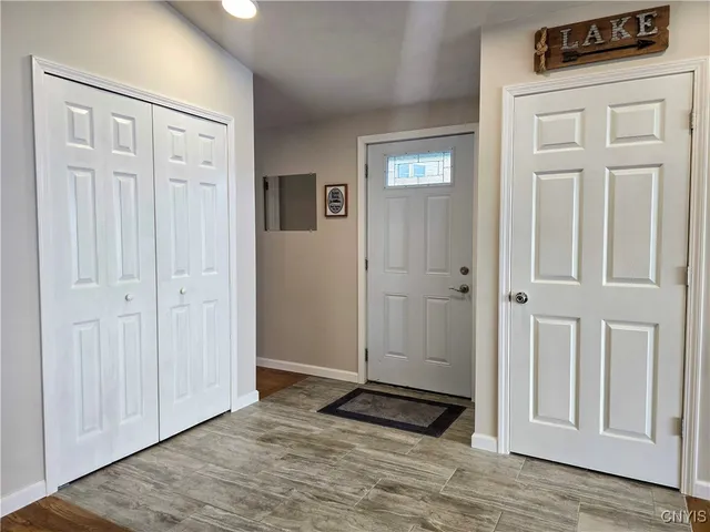 $399,900 | 6060 Muskrat Bay Road, Cicero, NY 13029