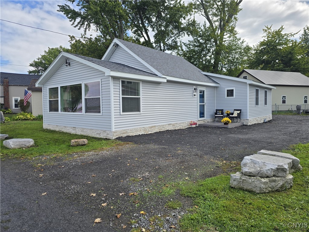 6060 Muskrat Bay Road Brewerton, NY 13029 - Photo 37 of 38