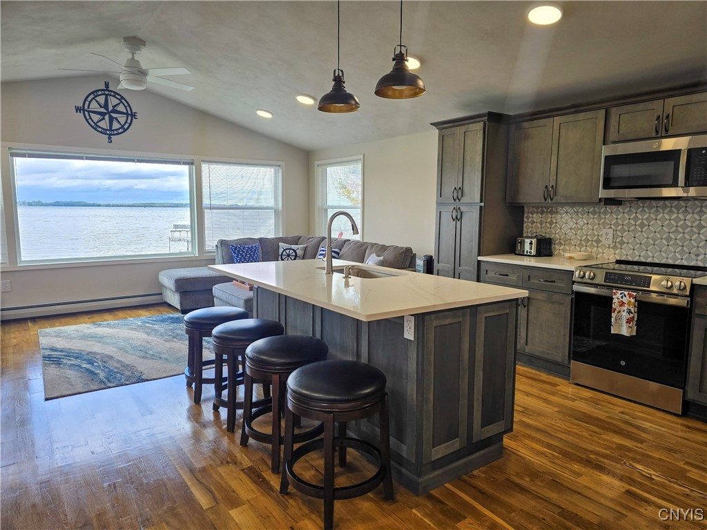 6060 Muskrat Bay Road Brewerton, NY 13029 - Photo 8 of 38