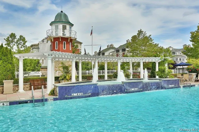 $295,000 | 3203 Leeward Drive, Haverstraw, NY 10927