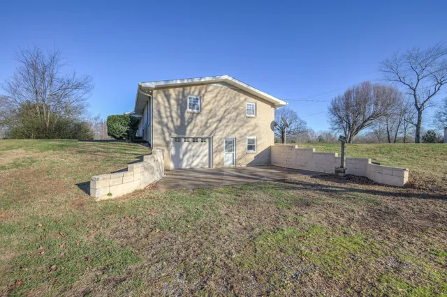 $1,800 | 9404 Locust Creek Road, Lyles, TN 37098