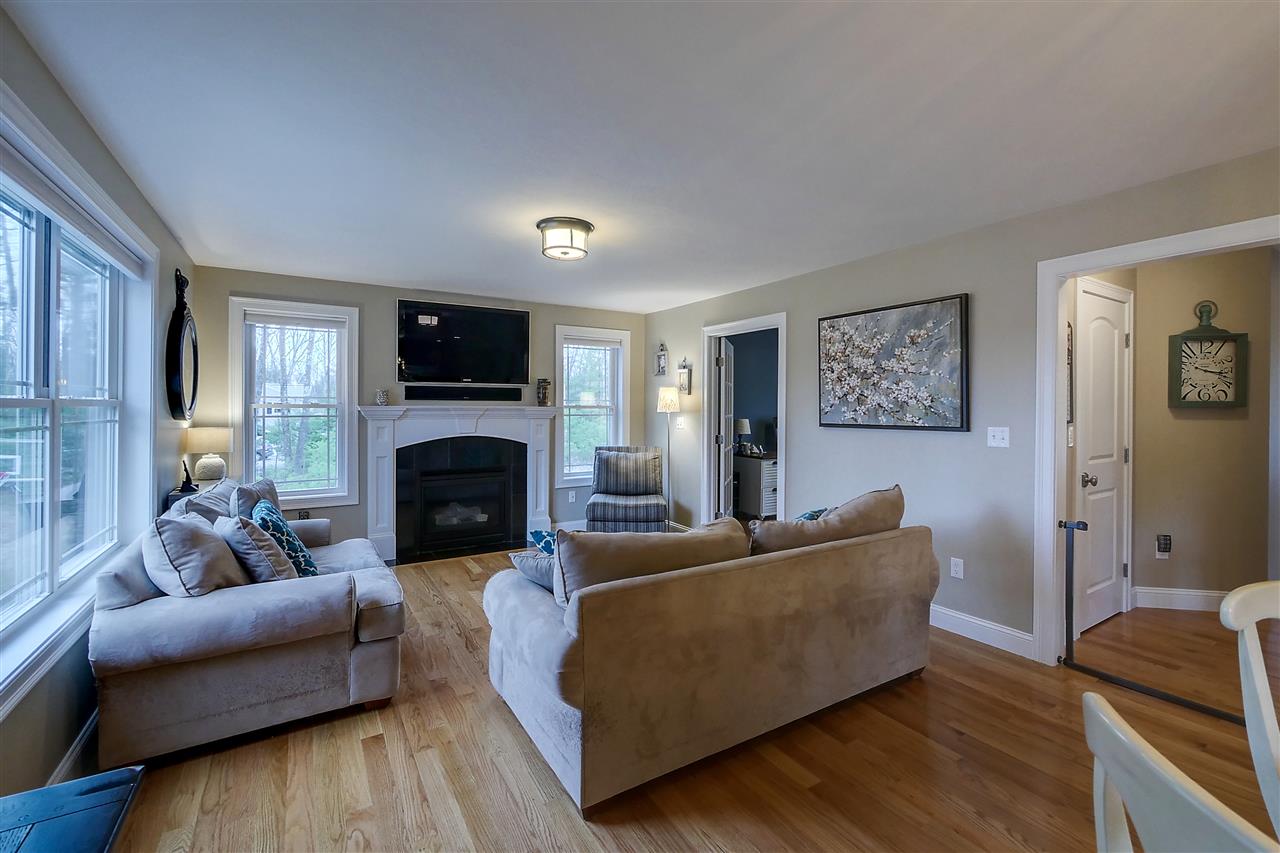 26 Frost Road Derry, NH 03038 - Photo 11 of 23