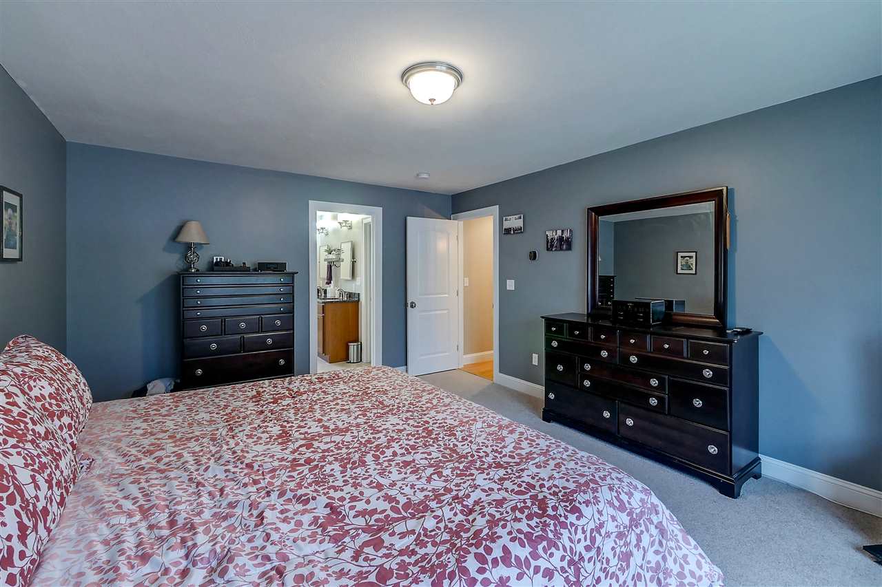 26 Frost Road Derry, NH 03038 - Photo 16 of 23