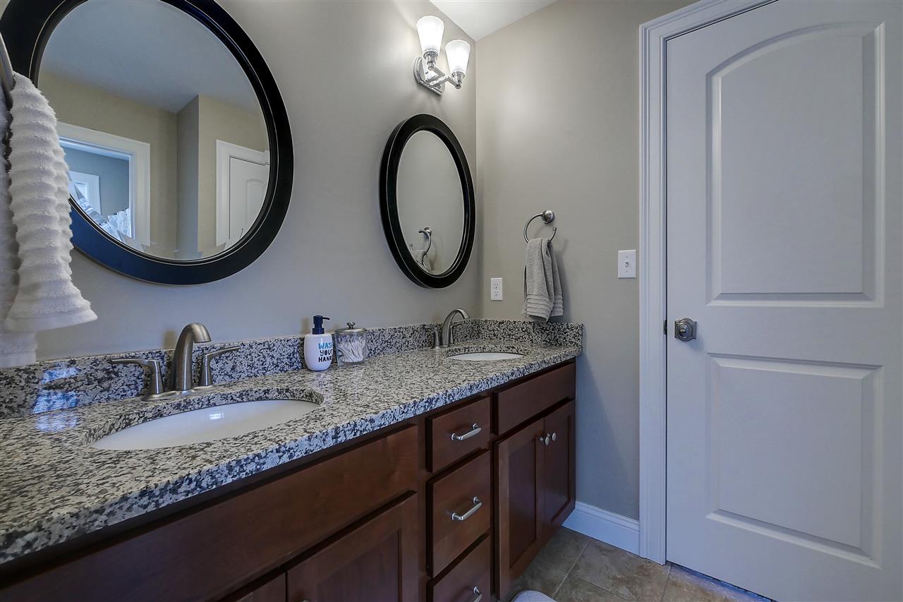 26 Frost Road Derry, NH 03038 - Photo 21 of 23