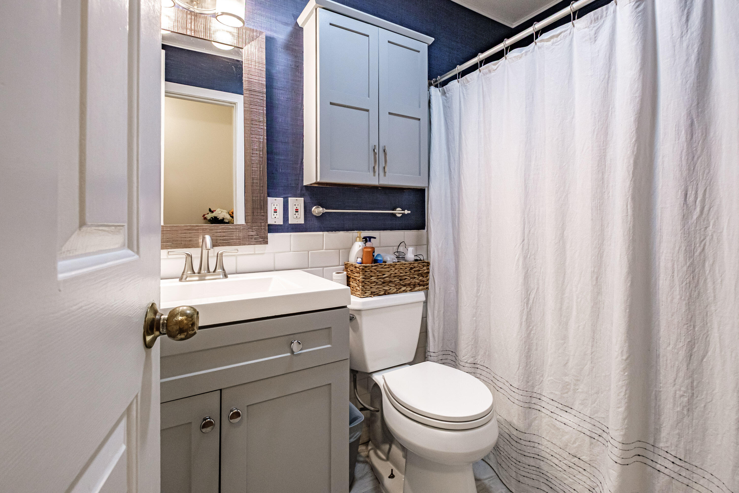 8 Somerset, Unit 8A Freeport, ME 04032 - Photo 24 of 31 Full Bath