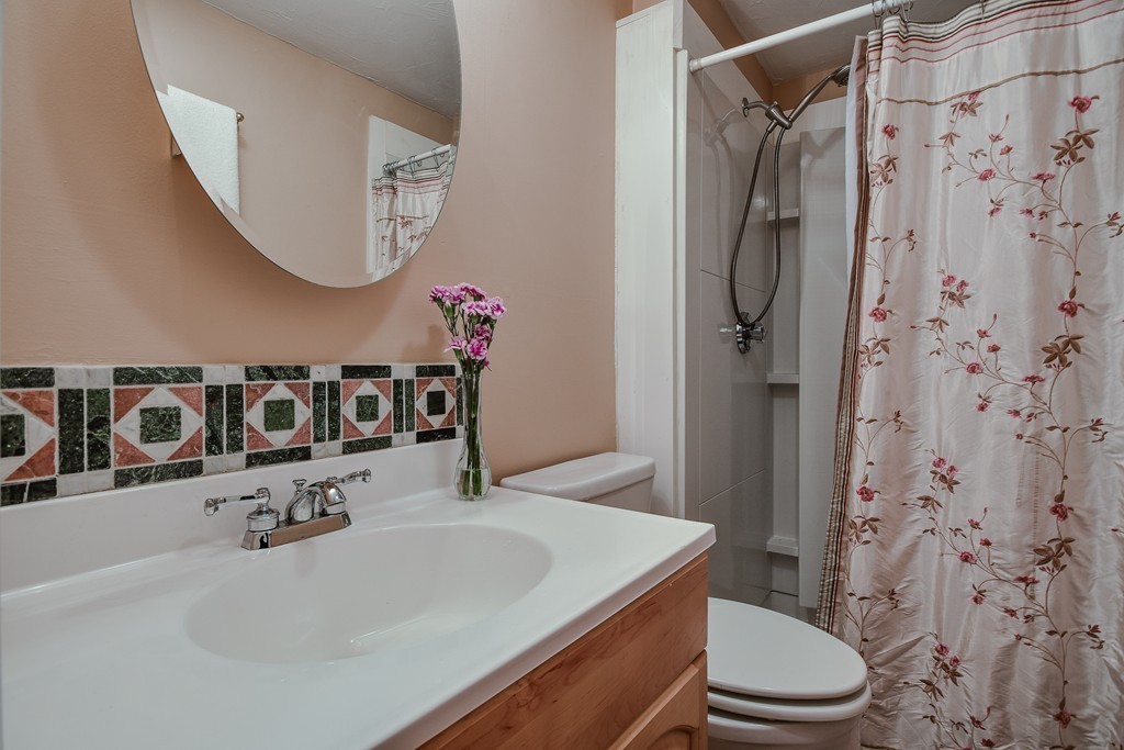 45 Oak Knoll Road Natick, MA 01760 - Photo 20 of 29 Gallery Image 20