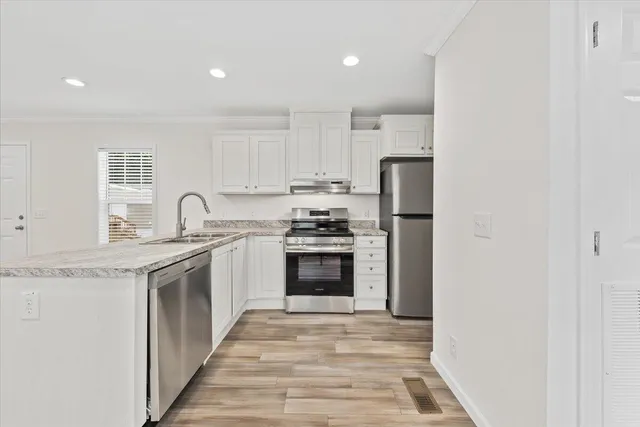 $1,850 | 1156 Russell Drive, Unit 14, Mount Pleasant, SC 29464