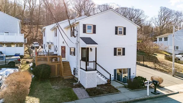 $350,000 | 3753 North Main Street, Unit 1, Fall River, MA 02720