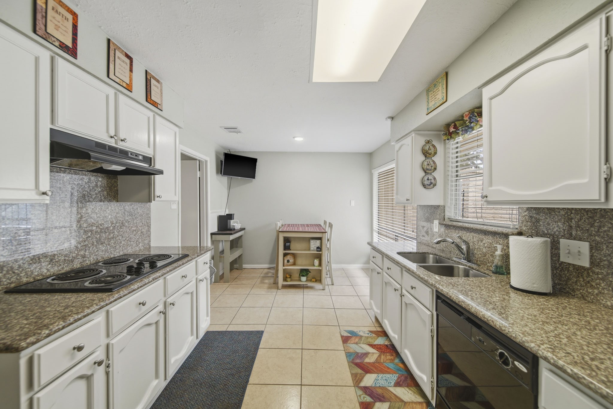 25402 Pepper Ridge Lane Spring, TX 77373 - Photo 7 of 34 Kitchen`
