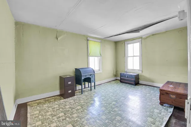 $525,000 | 1008 West Penn Pike, Tamaqua, PA 18252