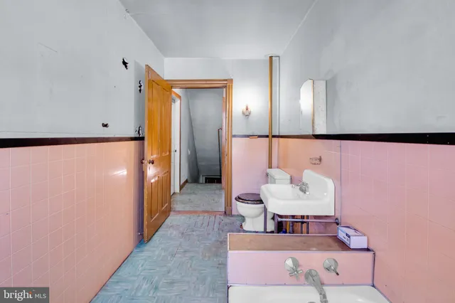 $525,000 | 1008 West Penn Pike, Tamaqua, PA 18252