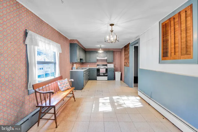 $525,000 | 1008 West Penn Pike, Tamaqua, PA 18252